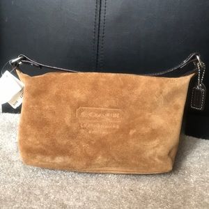 Non adjustable petite Coach purse